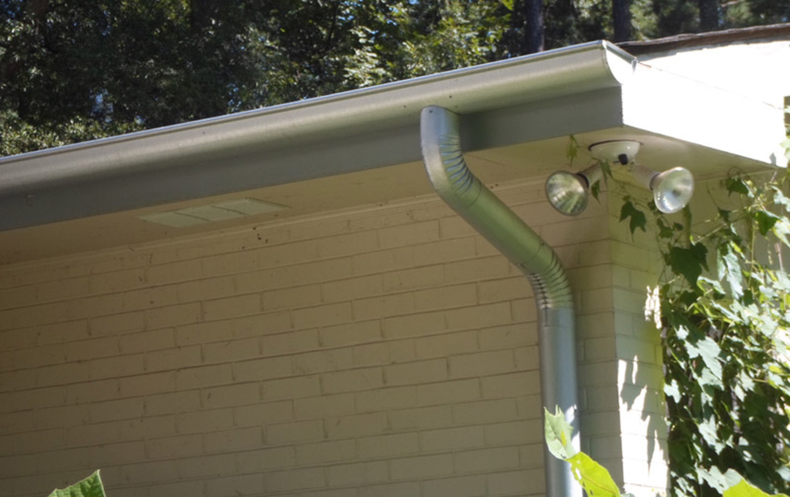 Half Round Rain Gutters