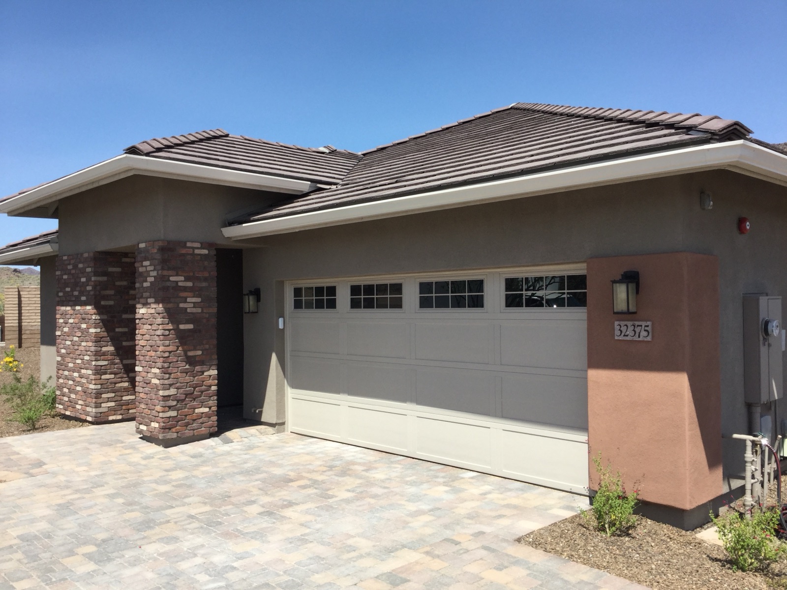 City Seamless K-style seamless rain gutter installed on a Southern Nevada home.