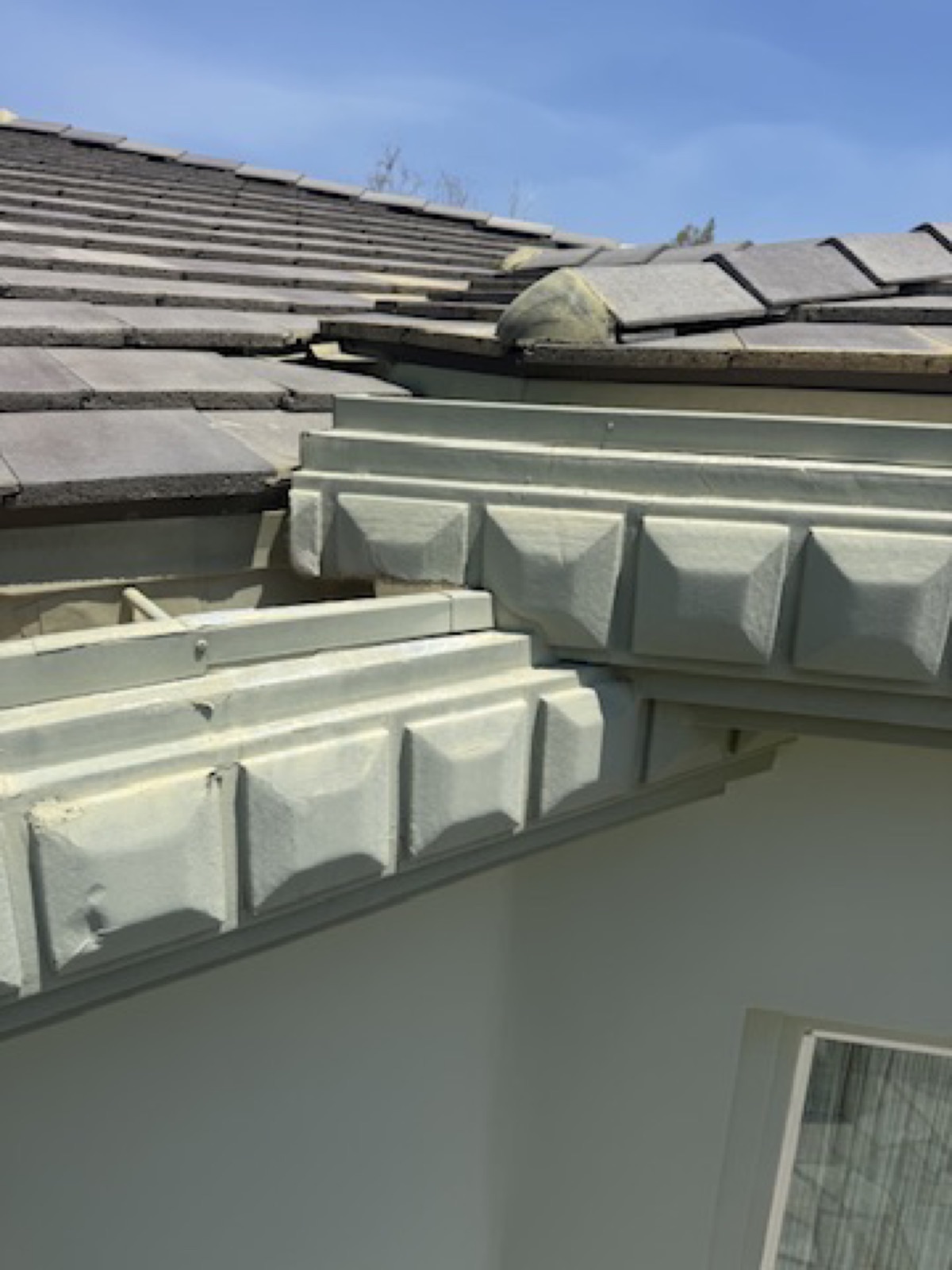 City Seamless straight-face gutter detail on a modern Southern Nevada roofline.