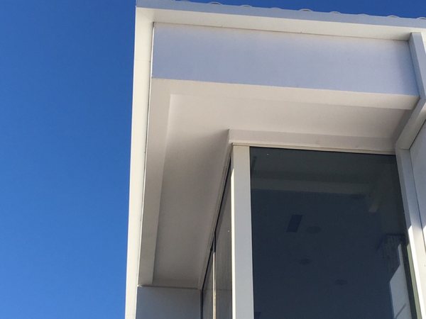 City Seamless specialty rain gutter installation detail.
