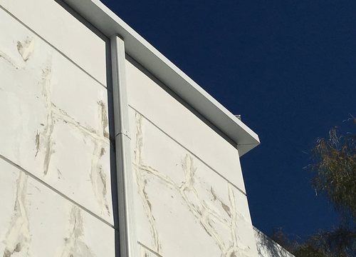 City Seamless specialty rain gutter installation detail.